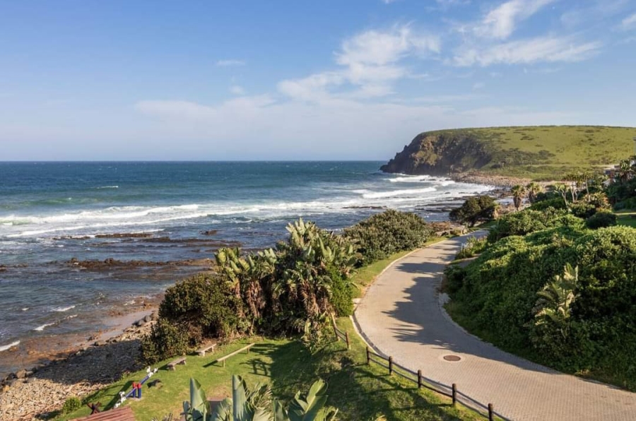 5 Bedroom Property for Sale in Morgans Bay Eastern Cape